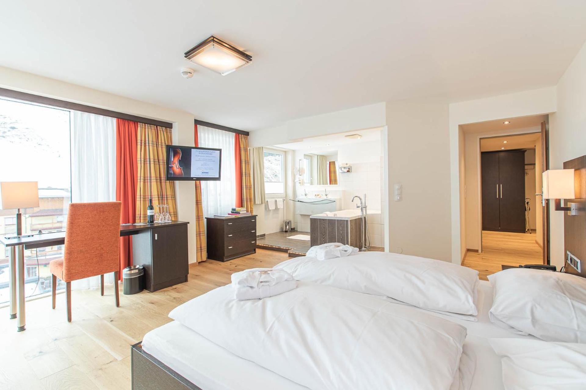Hotel Sportalmmm, Hoch-Genuss (Adults Only) ツァウヘンゼー エクステリア 写真