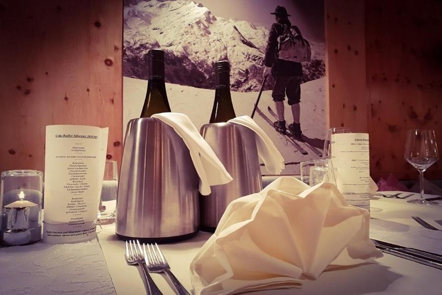 Hotel Sportalmmm, Hoch-Genuss (Adults Only) ツァウヘンゼー エクステリア 写真